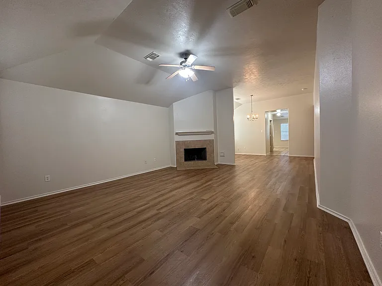 10450 Falling Rapids Ct — Photo 17