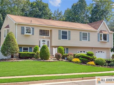 16 Mary Ln, Spotswood, NJ, 08884