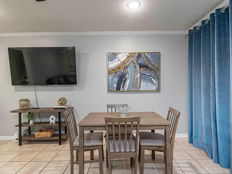 314 Rue Chartres — Photo 21