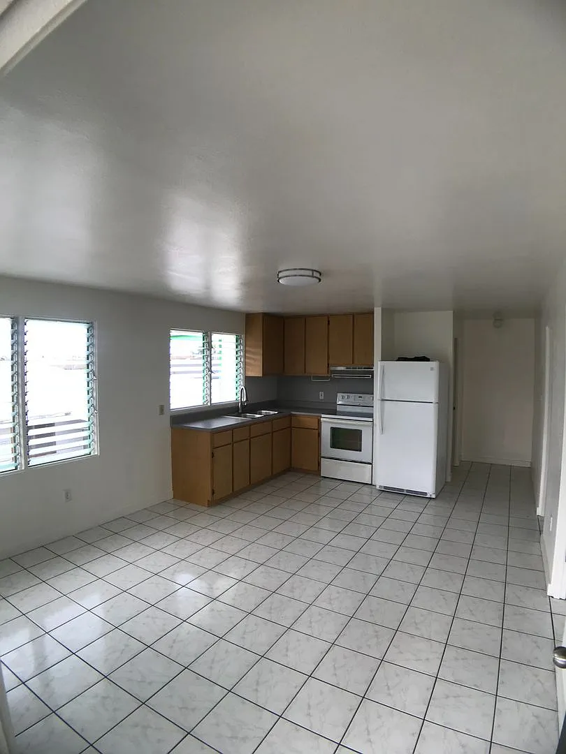 For Rent - Coconut Grove 234 Oneawa St. — Photo 2