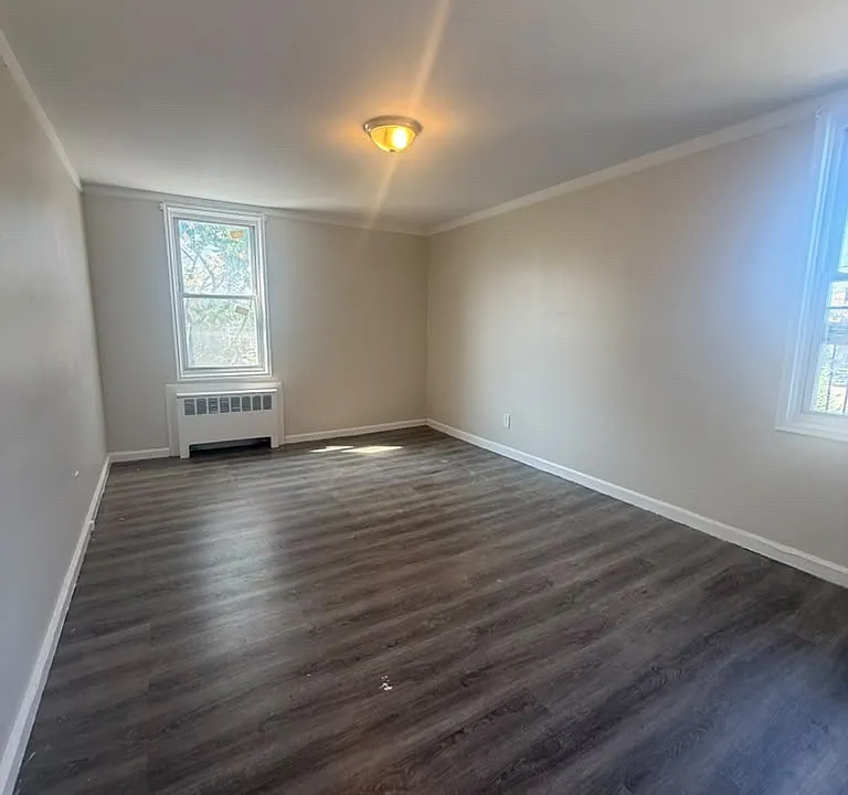 103 Chancellor Ave #B46