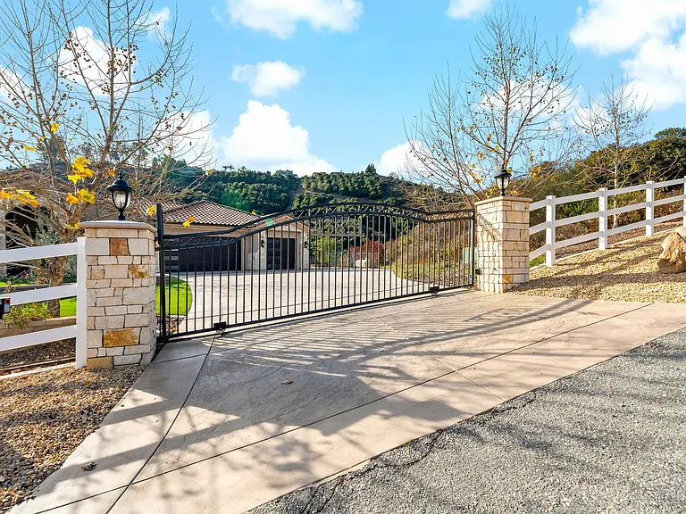43841 Mountain Run Cir — Photo 57