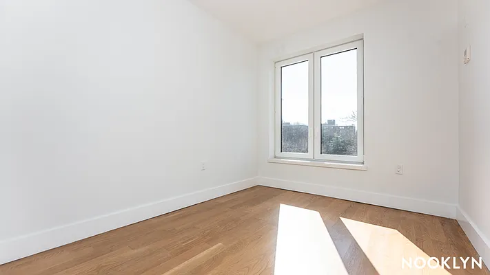 Rented by Nooklyn NYC LLC | media 24