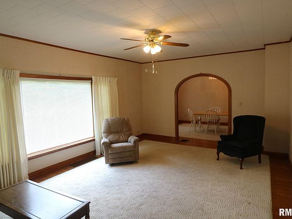 5th image of 106 Chutt St