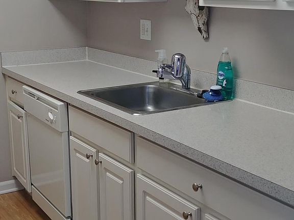 4th image of 41980 Manor Park Dr APT 126