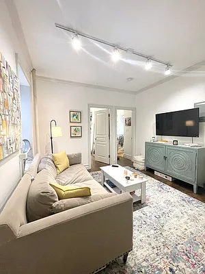 Rented by Compass | media 7