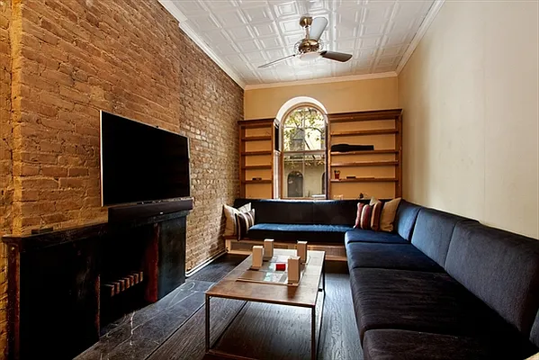 Sold by Citi Habitats | media 1