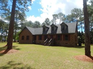 968 Country Club Rd, Salemburg, NC 28385