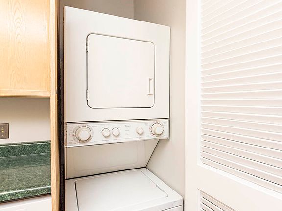 4th image of 195 N Harbor Dr APT 3104
