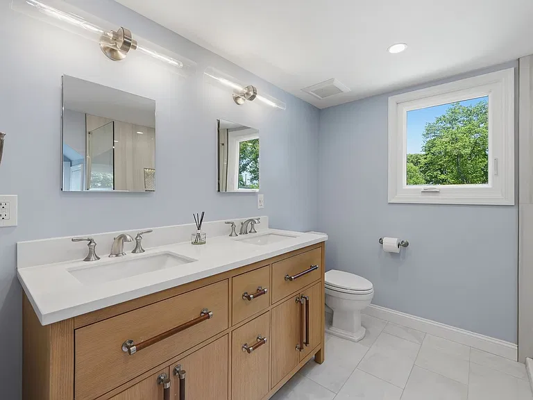333 Florence Ave #2 — Photo 11