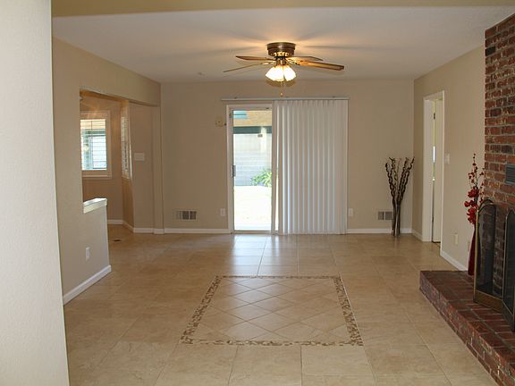 4th image of 2849 McNeil Dr