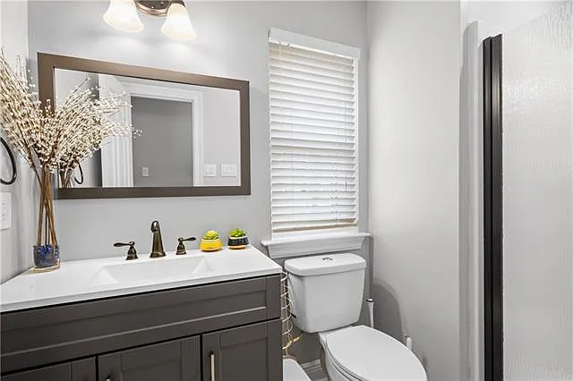 1305 Spring Ridge Cir — Photo 17