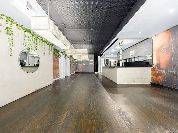 4th image of 212 W 14th St APT 1