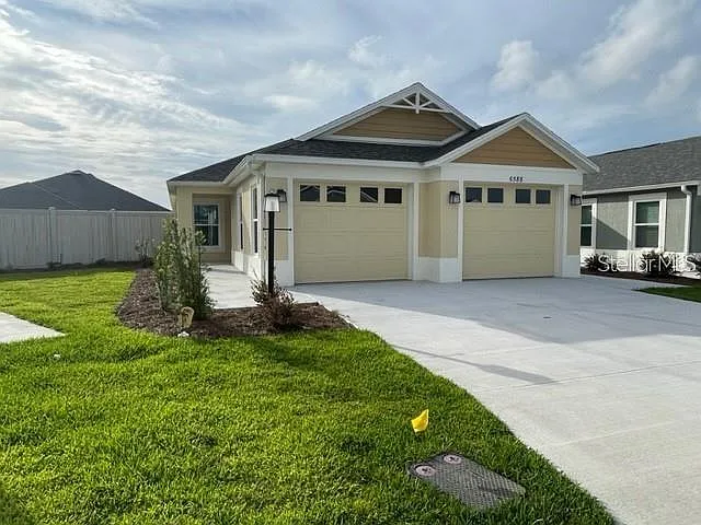3 bed, 2.0 bath, 1503 sqft, $2,100 — Photo 2