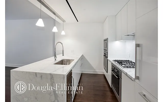 Rented by Douglas Elliman | media 20