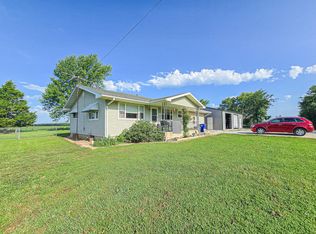 421 Kansas St, Urbana, MO 65767