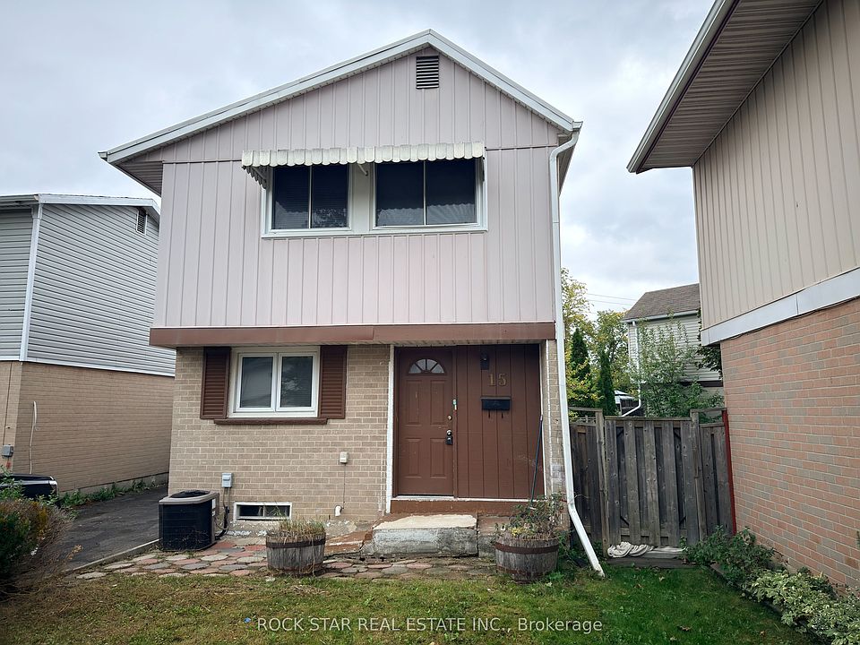1st image of 15 Hardcastle Ct