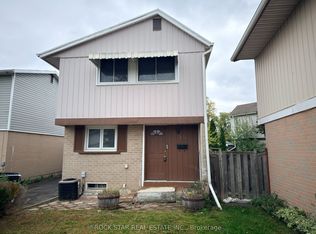 15 Hardcastle Ct, Brampton, ON L6S2B2