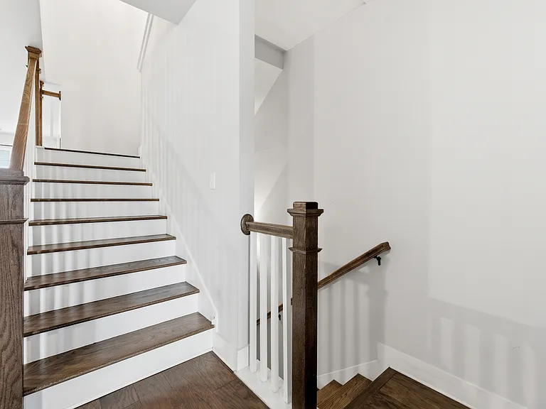 4762 Sampson Ct — Photo 47