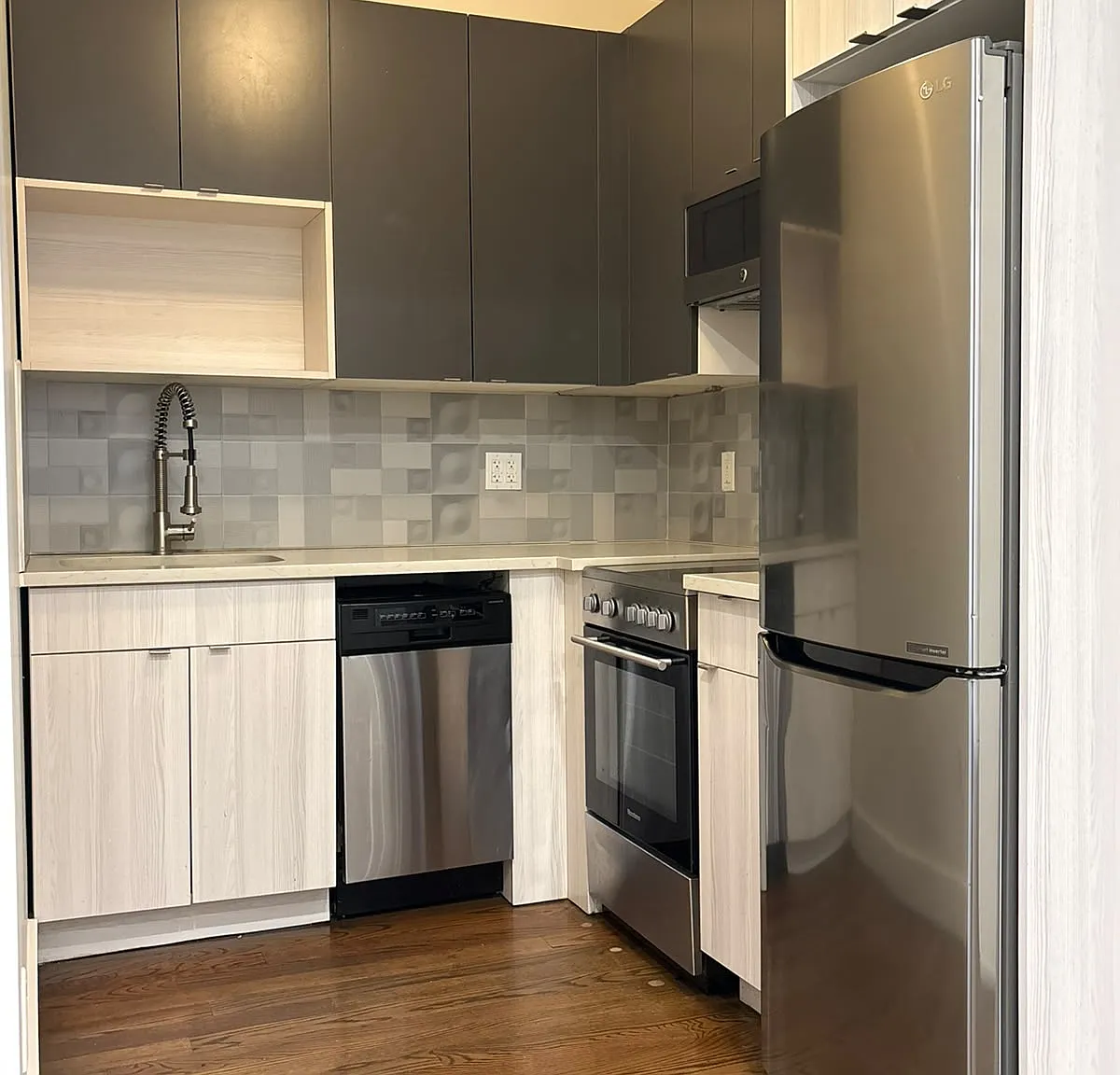 2077A Fulton Street — Photo 1