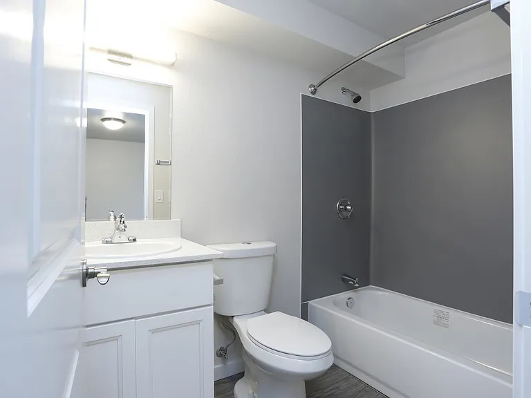 Azure Apartments — Photo 19