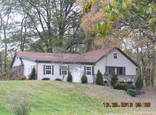 915 Cottage Grv, New Castle, PA 16105