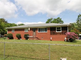 562 Cedar Dr, Lexington, NC 27292