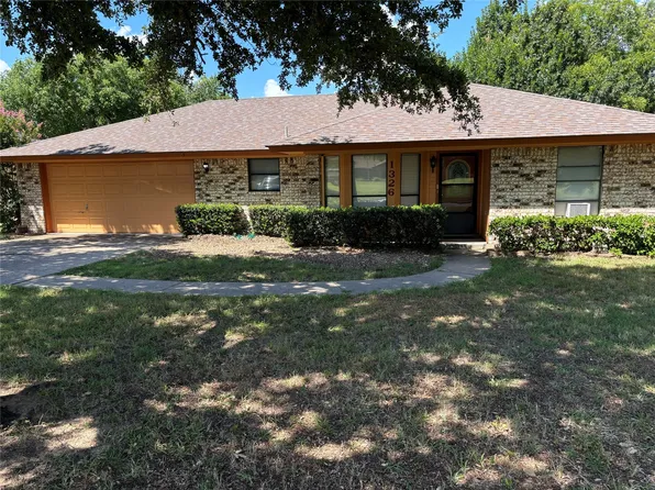 1326 N Dale Ave, Stephenville, TX 76401