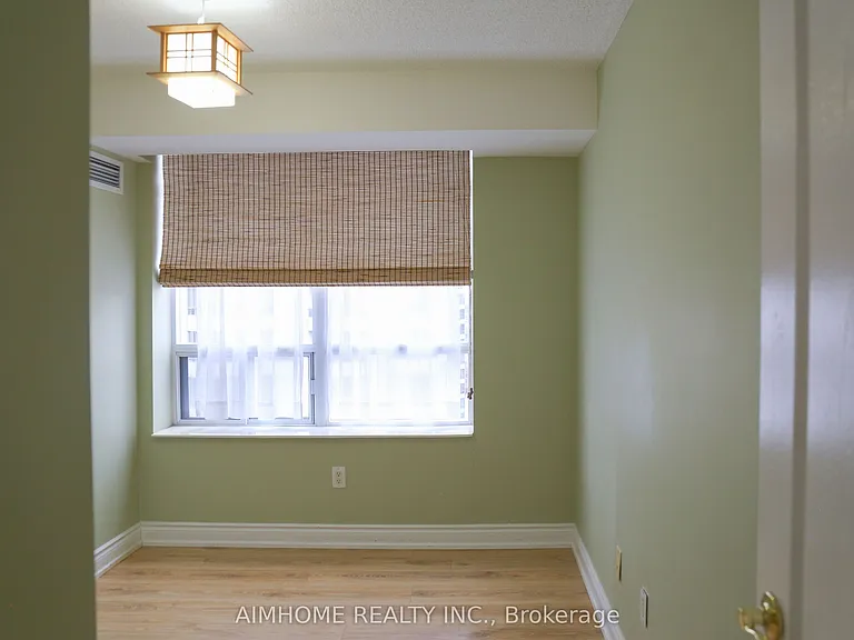 880 Grandview Way #1302 — Photo 13