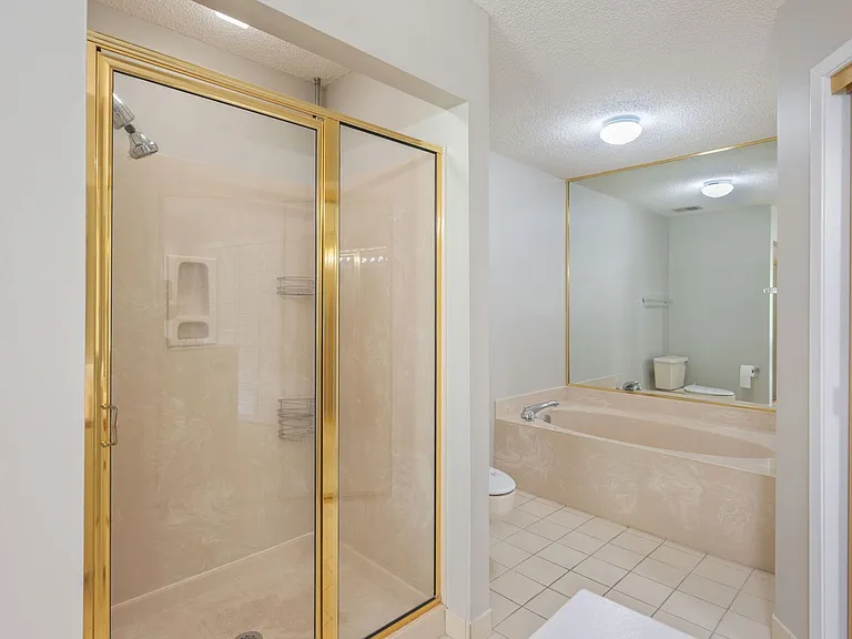 1219 Oakmont Dr — Photo 28