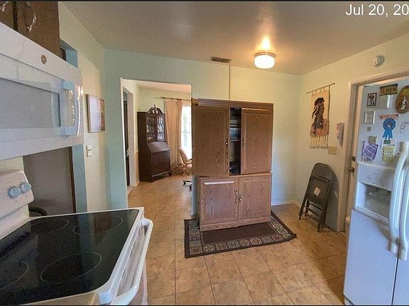 5th image of 7415 Orangeview Cir