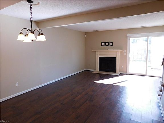 5th image of 3208 Scarborough Way