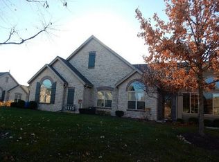 N69W15475 Macallan Ct, Menomonee Falls, WI 53051