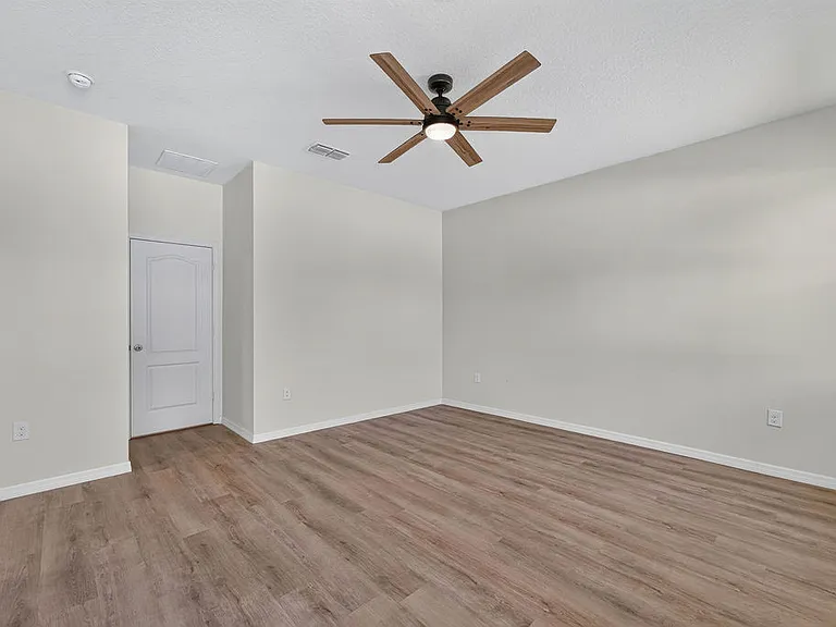 12141 Carson Dr — Photo 21