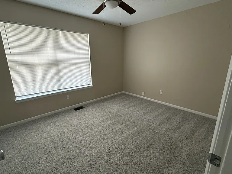 816 Shadow Ln #1 — Photo 12