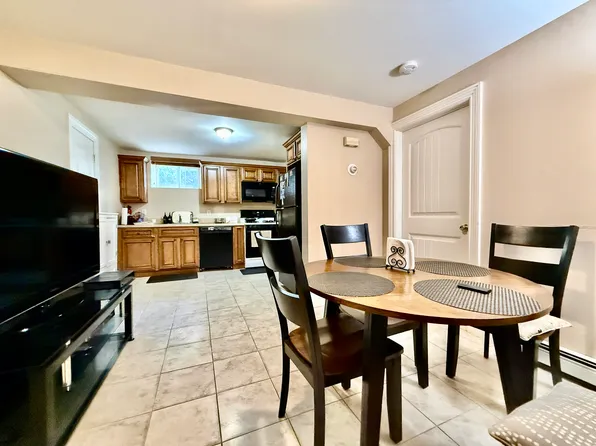 11 Sydney Pl Floor 1, Staten Island, NY 10306