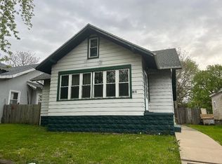 550 S Poplar Ave, Kankakee, IL 60901