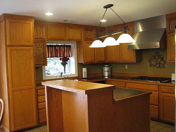 3rd image of 40 Walthall Pl
