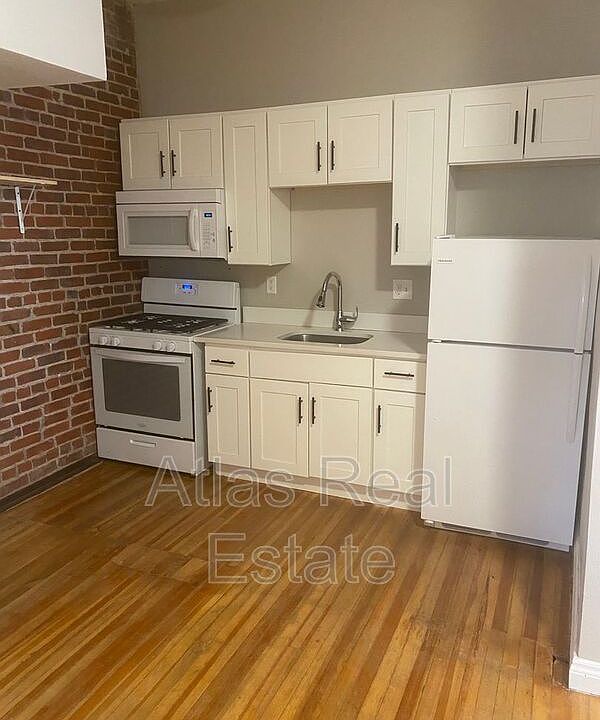 1st image of 1066 N Clarkson St Unit 10