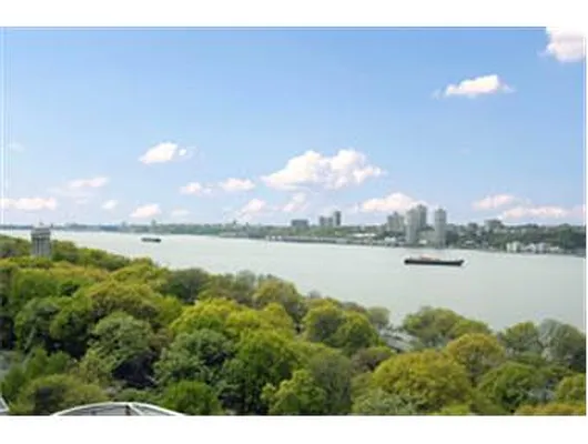 Sold by Douglas Elliman | media 19