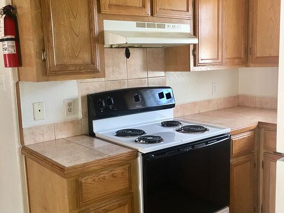 5th image of 405 E Sam Houston Blvd #1-26