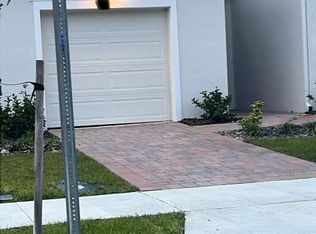 1142 Seaside Mist Trl, Kissimmee, FL 34747