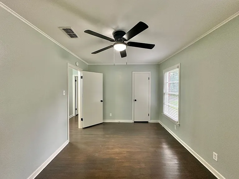1121 Elizabeth Dr — Photo 13