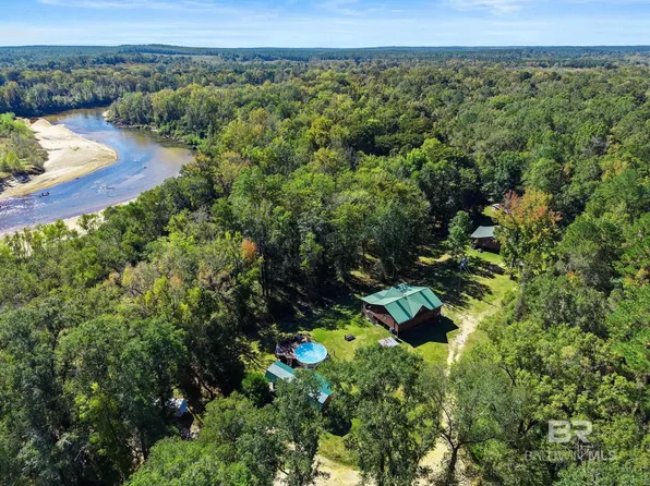 724 Rowell Ln, Brewton, AL 36426