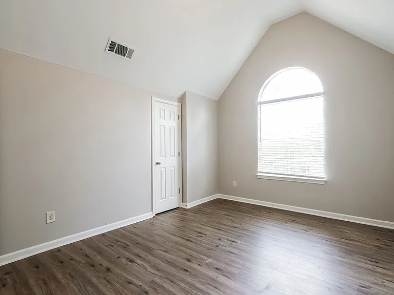 4940 Hopewell Manor Dr — Photo 15