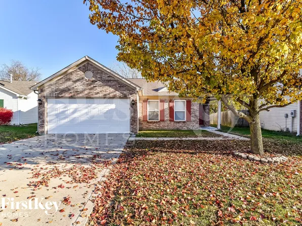 8823 Youngs Creek Ln, Camby, IN 46113