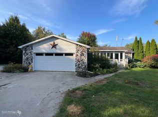 11192 Lake Rd, Otisville, MI 48463