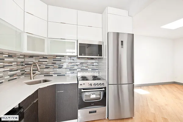 Rented by Native Real Estate LLC | media 10