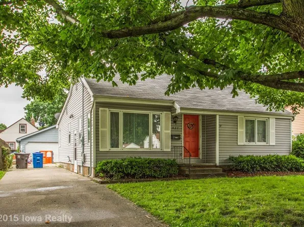 827 E Seneca Ave, Des Moines, IA 50316