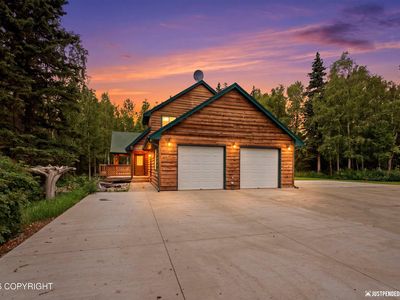 15124 Loc Loman Ln, Anchorage, AK, 99516